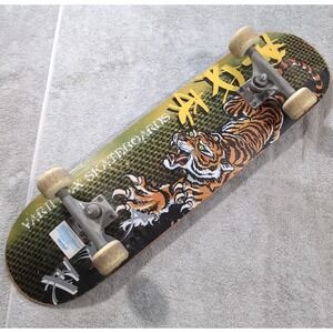 VTG VARIFLEX Skateboard Double Kick Popsicle Chinese Tiger Trucks Wheels RARE